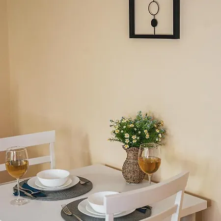 Διαμέρισμα And Modern With Free Parking *