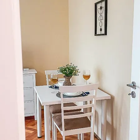 And Modern With Free Parking