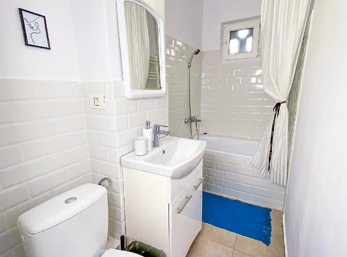 And Modern With Free Parking *